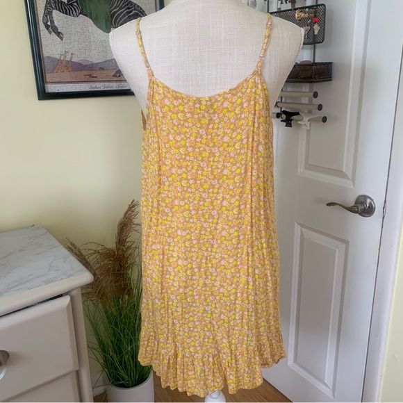 Floral Dress - Picture 2 of 4